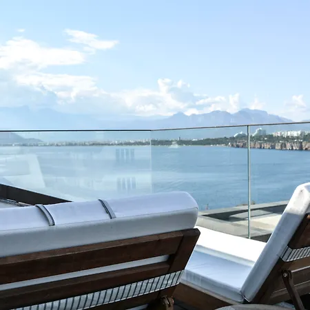 Perge - Adult Only 18 Hotel