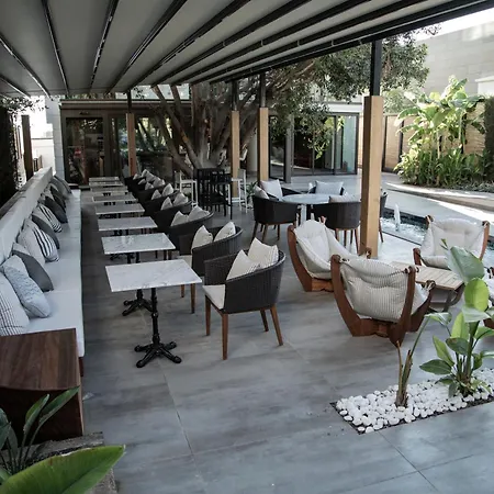 Perge - Adult Only 18 Hotell