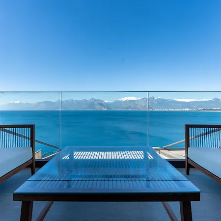 Perge - Adult Only 18 Hotell