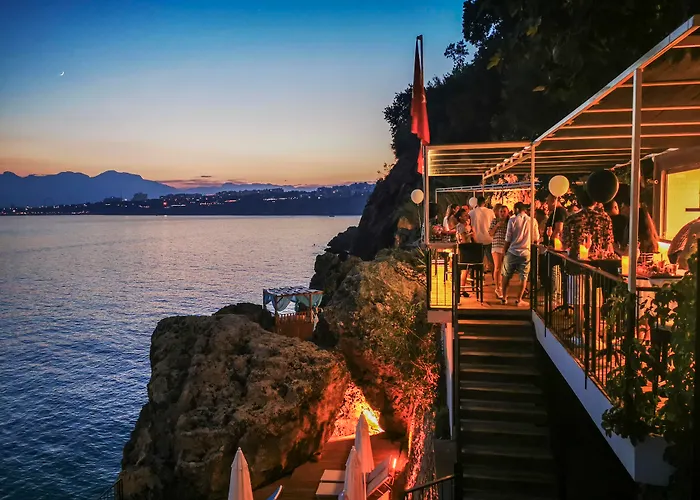 Perge - Adult Only 18 Hotel