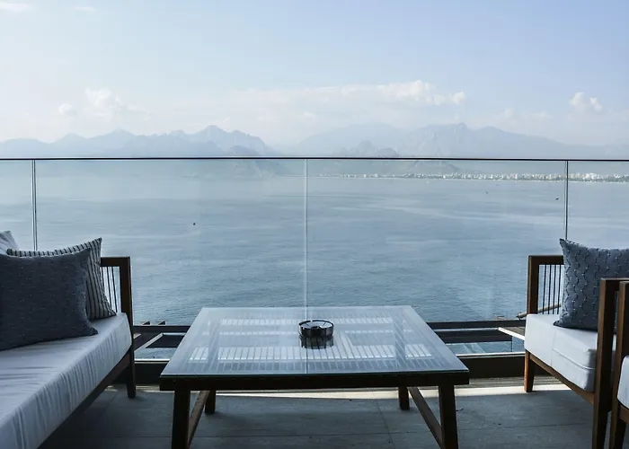 Perge - Adult Only 18 Hotel